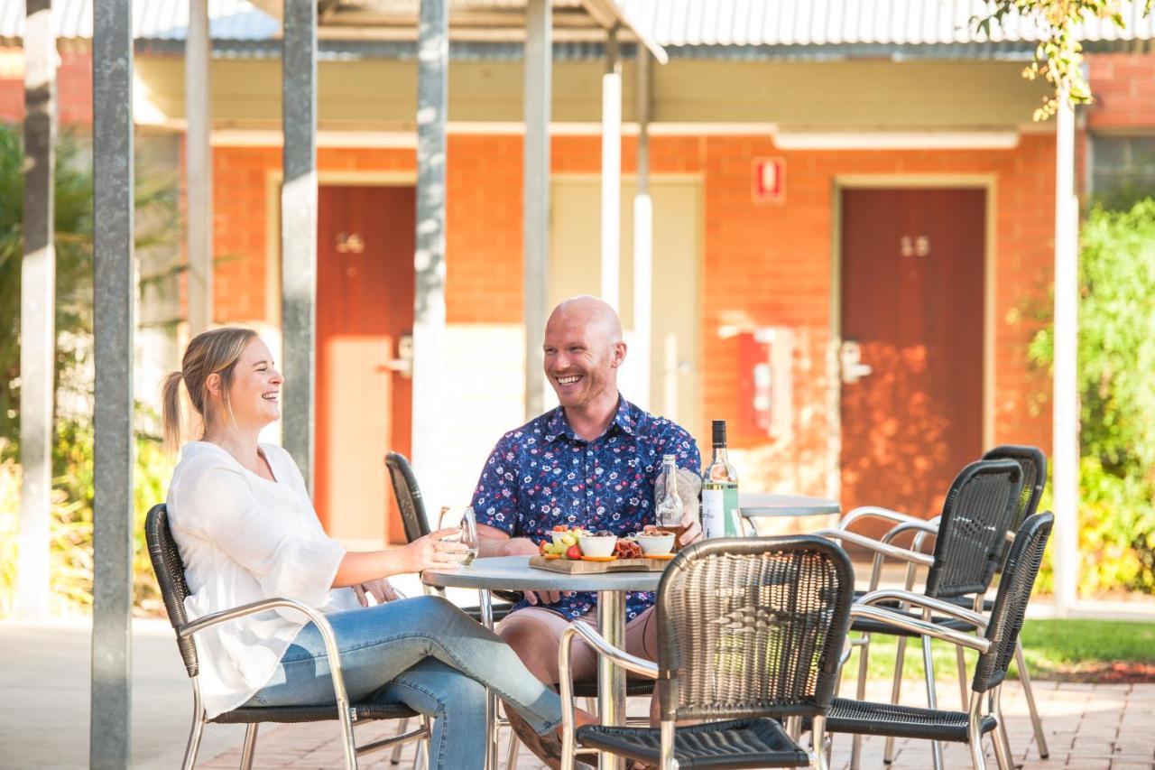 Strath Motel Strathalbyn Ngoại thất bức ảnh